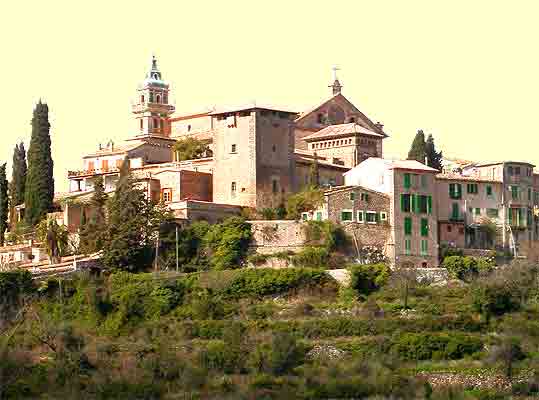      mit ganz eigenem Charakter     ....   